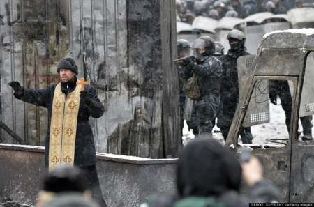 Kiev Priest for Peace - Sergei Supkinski via Getty Images.jpeg